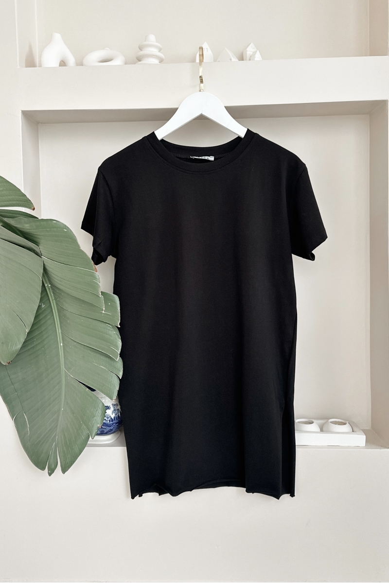 MO269 Yırtmaçlı Siyah  T-Shirt 