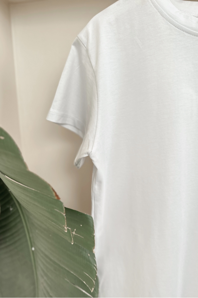 MO269 Yırtmaçlı Beyaz  T-Shirt 